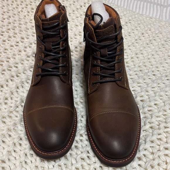 Florsheim Men's Brown Leather Boots - Picture 4 of 8